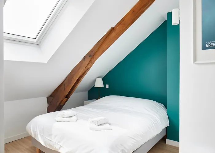 Green Book - Wifi Fibre/Linge/Acces Cour